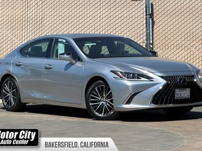 Certified 2025 Lexus ES 350 w/ Premium Package