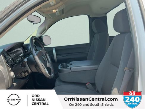 Used 2009 Chevrolet Silverado 1500 LT AWD/4WD image 13