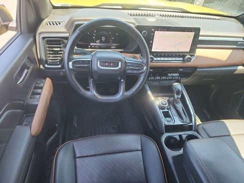 Certified 2023 GMC Canyon AT4 w/ AT4 Premium Package AWD/4WD image 10
