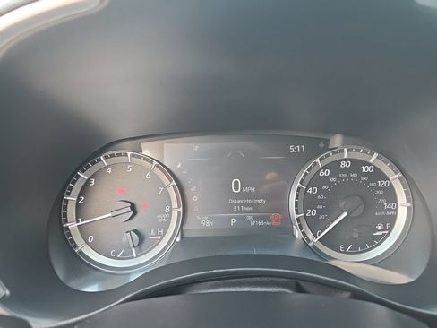 Used 2025 Toyota Highlander XLE AWD/4WD image 20