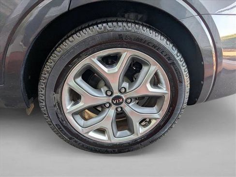 Used 2019 Kia Sorento SX w/ SX Touring Package image 26