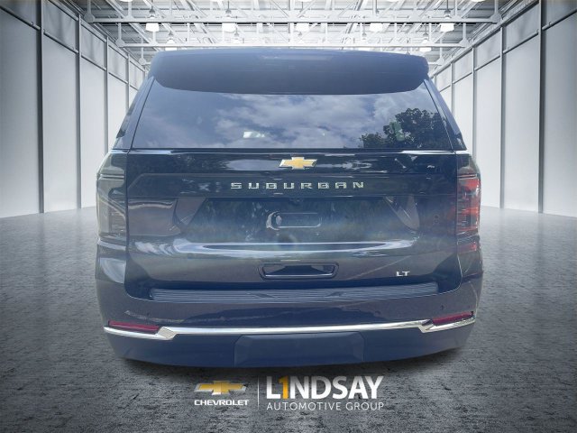Certified 2026 Chevrolet Suburban LT w/ Comfort Package AWD/4WD image 9