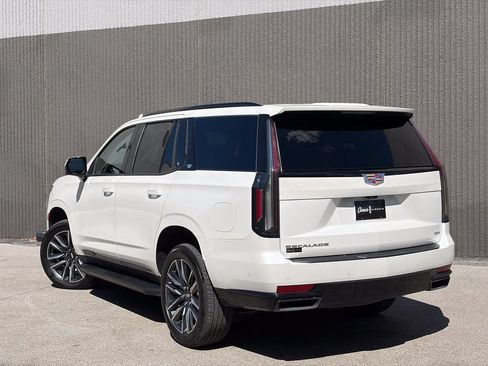Used 2022 Cadillac Escalade Sport Platinum AWD/4WD image 6