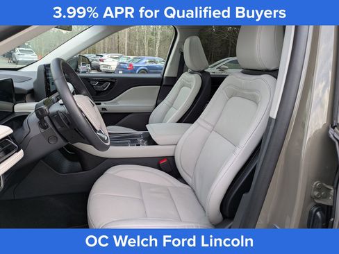 Certified 2025 Lincoln Aviator Reserve RWD image 22