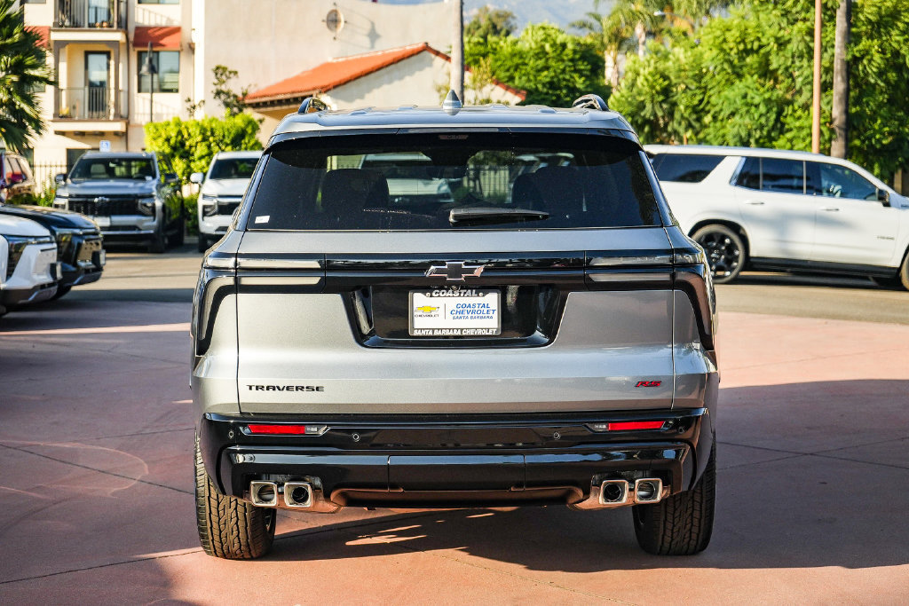 New 2027 Chevrolet Traverse RS w/ LPO, Floor Liner Package FWD image 5