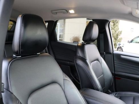 Used 2024 Ford Escape Platinum image 8