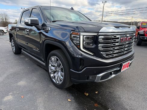 Used 2024 GMC Sierra 1500 Denali w/ Denali Reserve Package image 8