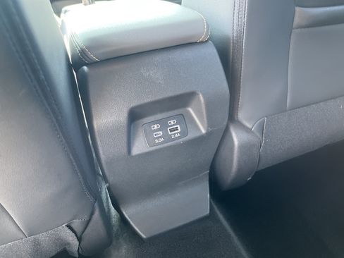 Used 2025 Subaru Crosstrek 2.5i Sport AWD/4WD image 30