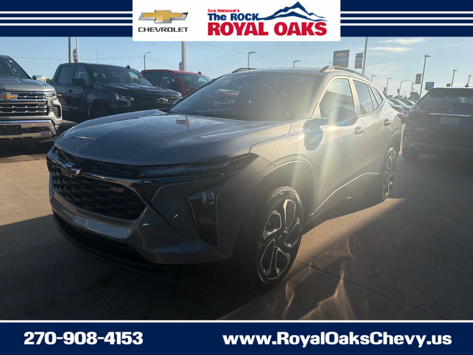 Used 2025 Chevrolet Trax RS w/ Sunroof Package FWD image 1