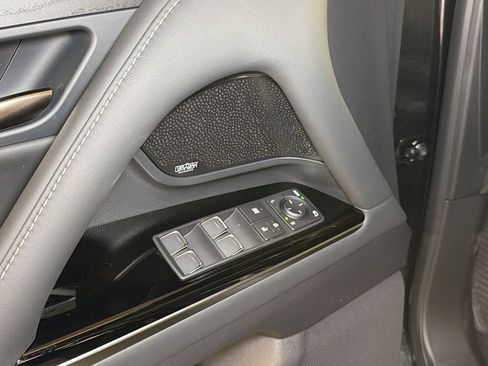 New 2026 Lexus LX 600 4WD w/ Luxury Package image 13