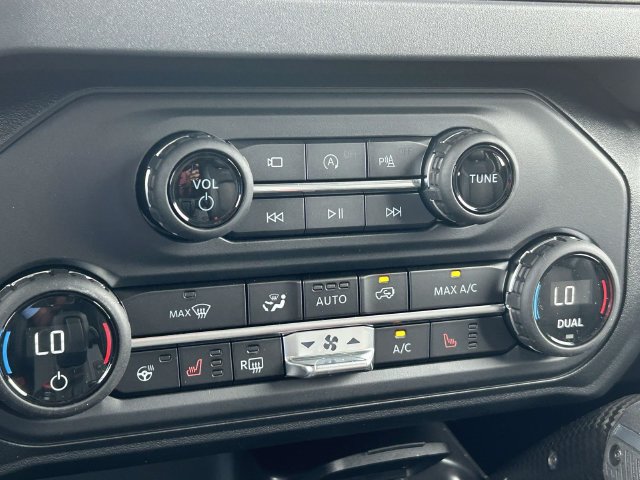 New 2026 Ford Bronco Raptor w/ Interior Carbon Fiber Pack AWD/4WD image 20
