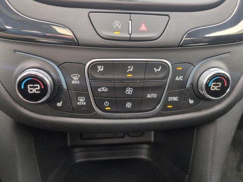 Used 2023 Chevrolet Equinox RS w/ RS Leather Package AWD/4WD image 11