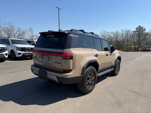 Used 2025 Lexus GX 550 image 3