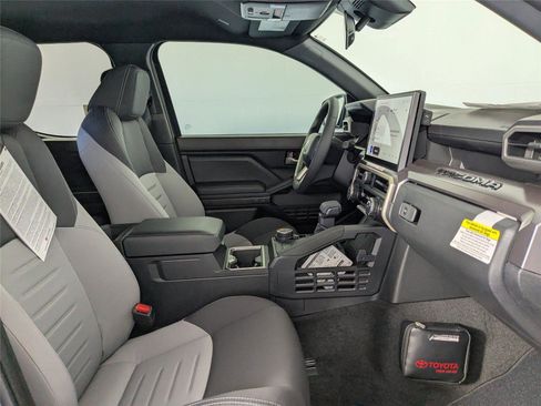 New 2025 Toyota Tacoma TRD Sport image 4