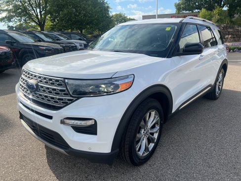 Used 2022 Ford Explorer Limited RWD image 3