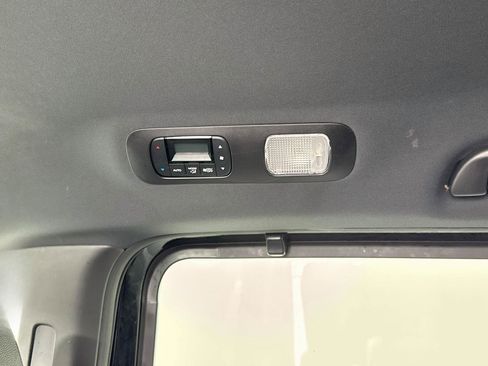 Certified 2023 Honda Odyssey Sport image 25