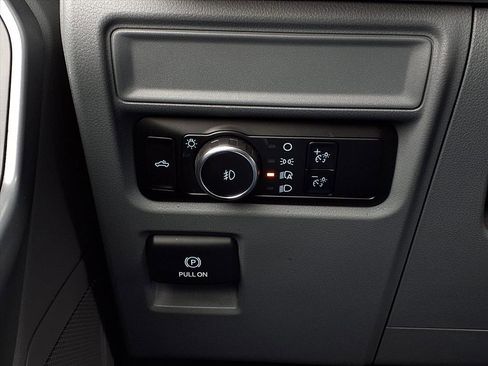 Used 2023 Ford F150 XLT image 19