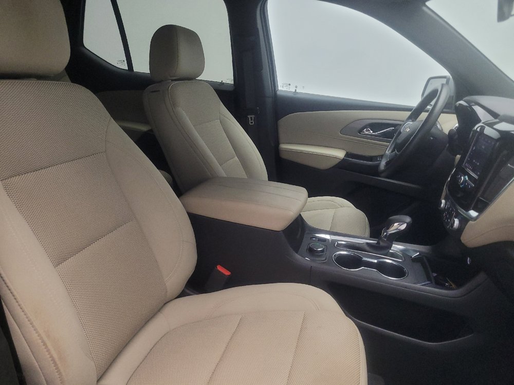 Used 2023 Chevrolet Traverse LS FWD image 21