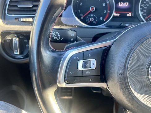 Used 2019 Volkswagen GTI SE image 33