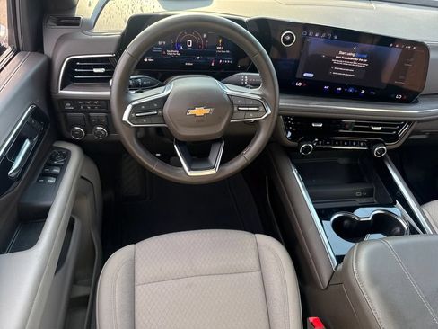 Used 2026 Chevrolet Tahoe LS RWD image 15