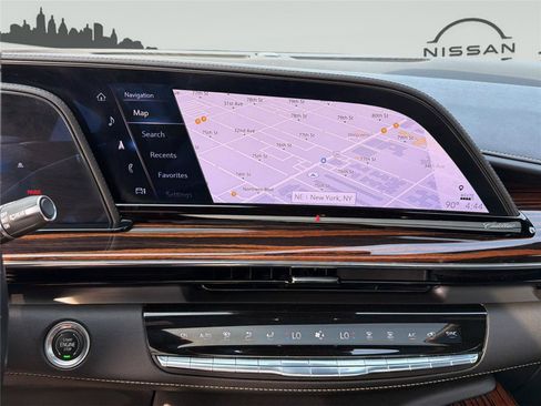 Used 2023 Cadillac Escalade ESV Premium Luxury AWD/4WD image 26
