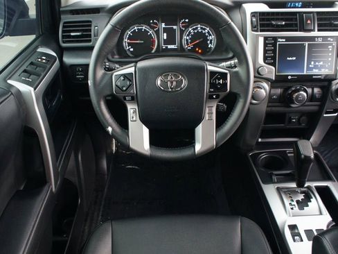 Used 2022 Toyota 4Runner TRD Sport image 5