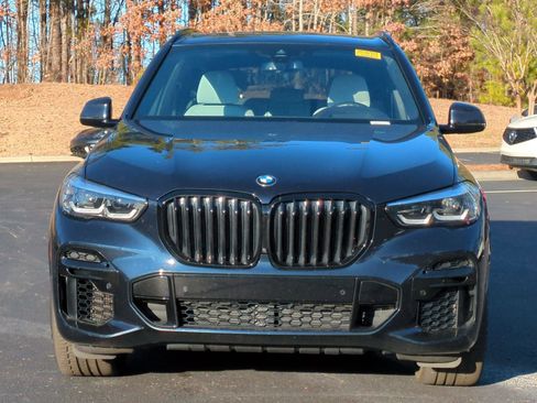 Certified 2023 BMW X5 xDrive40i w/ M Sport Package image 3