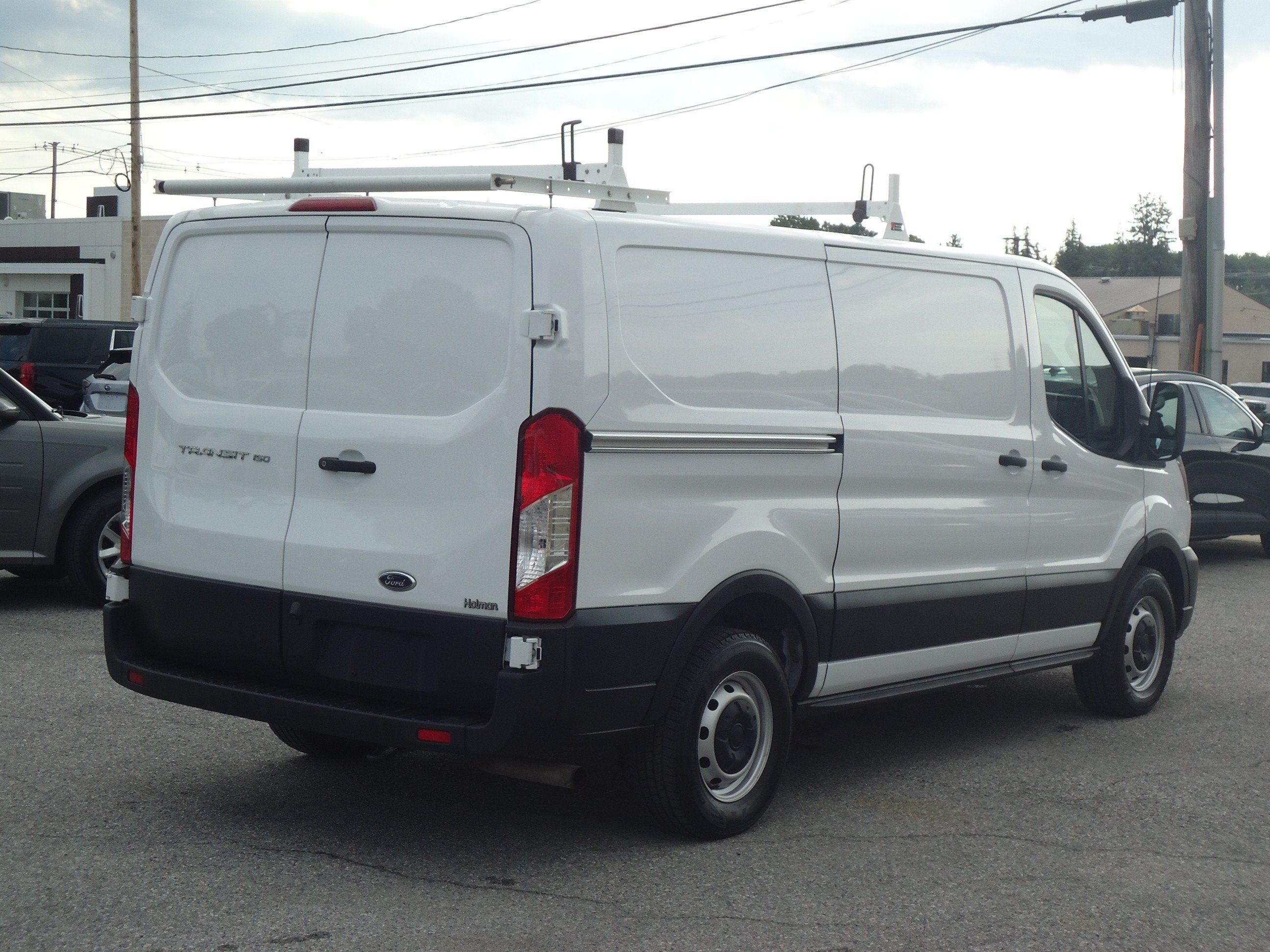 Used 2024 Ford Transit 150 Low Roof RWD image 3