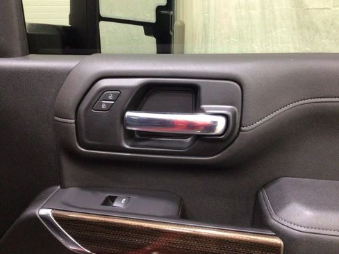 Used 2020 Chevrolet Silverado 2500 LT w/ All Star Edition image 30