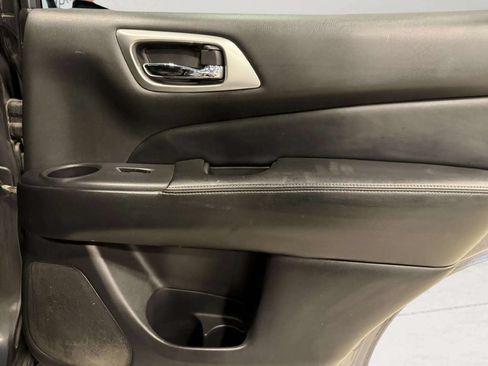 Used 2016 Nissan Pathfinder SL w/ SL Premium Package AWD/4WD image 27