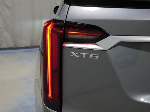 Used 2021 Cadillac XT6 Premium Luxury AWD/4WD image 30