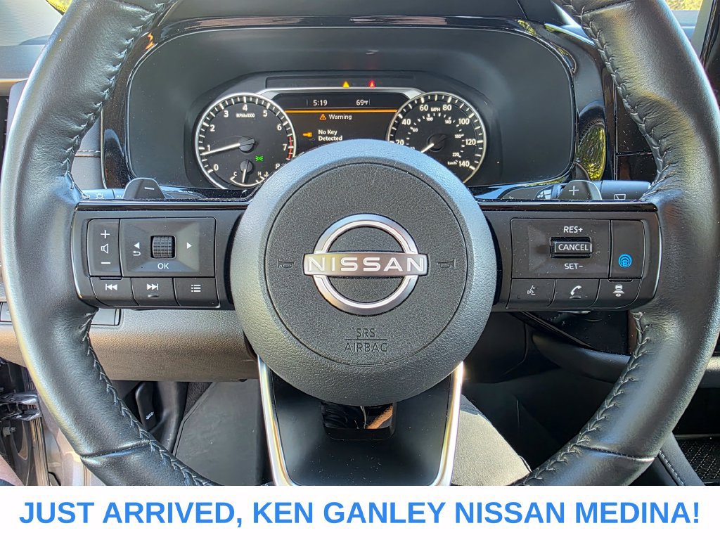 Certified 2024 Nissan Pathfinder SL AWD/4WD image 12
