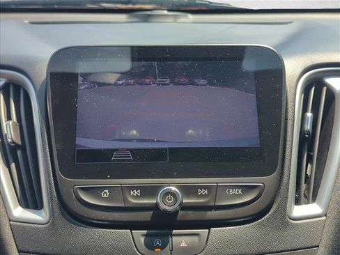 Used 2022 Chevrolet Malibu LT FWD image 20