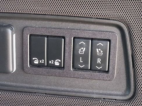 Used 2023 Cadillac Escalade Premium Luxury w/ LPO, Floor Liner Package RWD image 6
