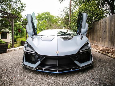Used 2024 Lamborghini Revuelto AWD/4WD image 36