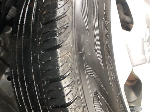 Used 2022 Honda HR-V LX image 11