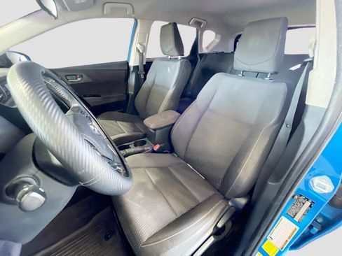 Used 2017 Toyota Corolla iM w/ All-Weather Mat Package FWD image 11