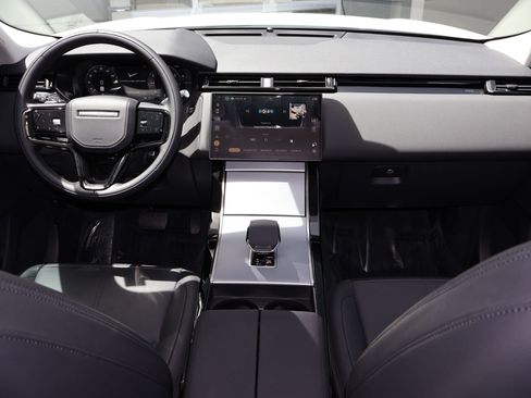 Used 2024 Land Rover Range Rover Velar S AWD/4WD image 27
