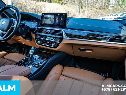 Used 2023 BMW 530i xDrive w/ Convenience Package image 24
