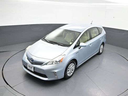 Used 2012 Toyota Prius V Three FWD image 33