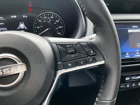 Used 2024 Nissan Kicks SR FWD image 25