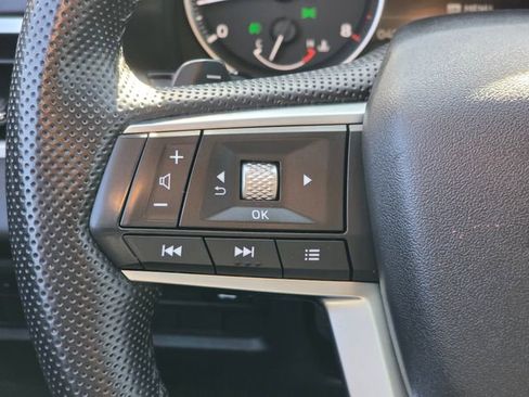 Used 2024 Mitsubishi Outlander SE image 22