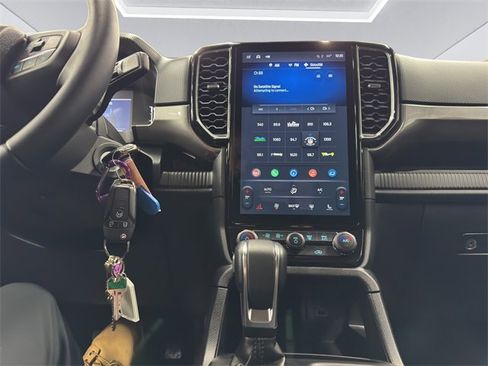 Used 2025 Ford Ranger XLT w/ Equipment Group 301A High image 15