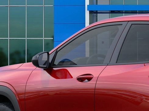 New 2026 Chevrolet Trax LS image 12