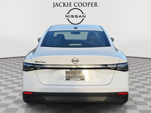 New 2026 Nissan Sentra SV w/ SV Convenience Package FWD image 6