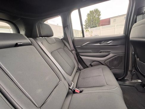 New 2026 Jeep Grand Cherokee Laredo AWD/4WD image 22