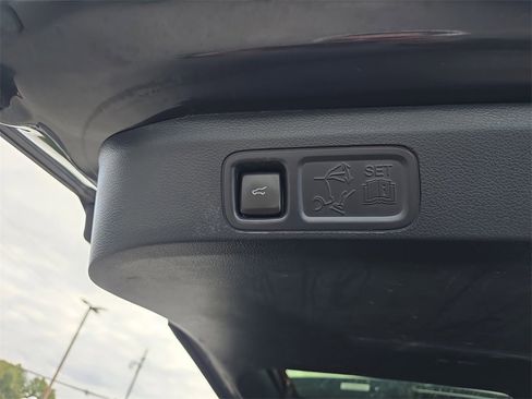 Used 2023 Lincoln Navigator Reserve image 39