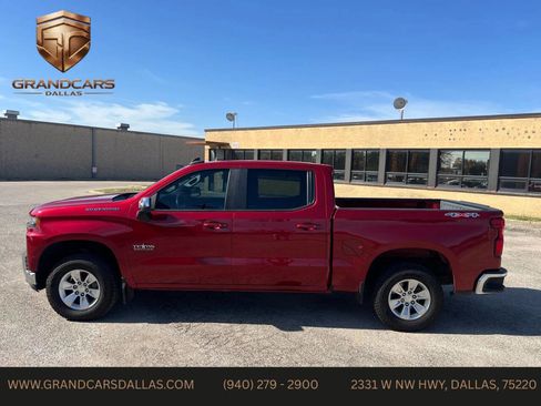 Used 2019 Chevrolet Silverado 1500 LT w/ Texas Edition AWD/4WD image 2