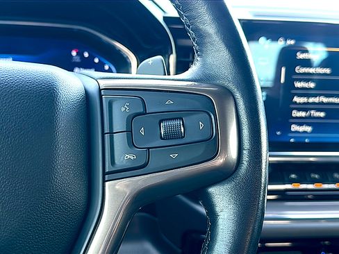 Used 2023 Chevrolet Silverado 1500 High Country w/ Technology Package image 27