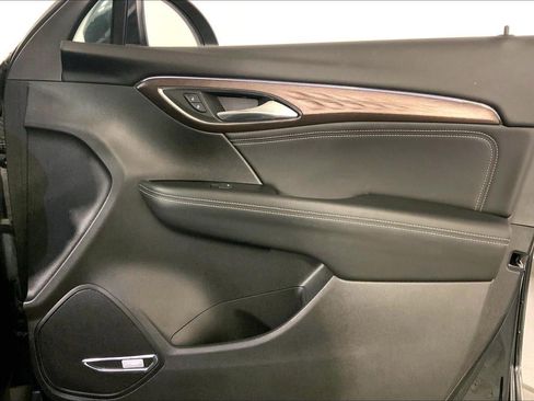 Used 2023 Buick Envision Avenir image 25